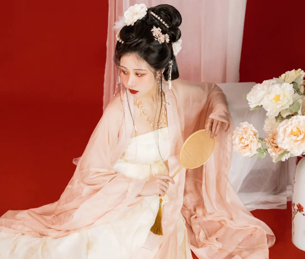 花间赋汉服